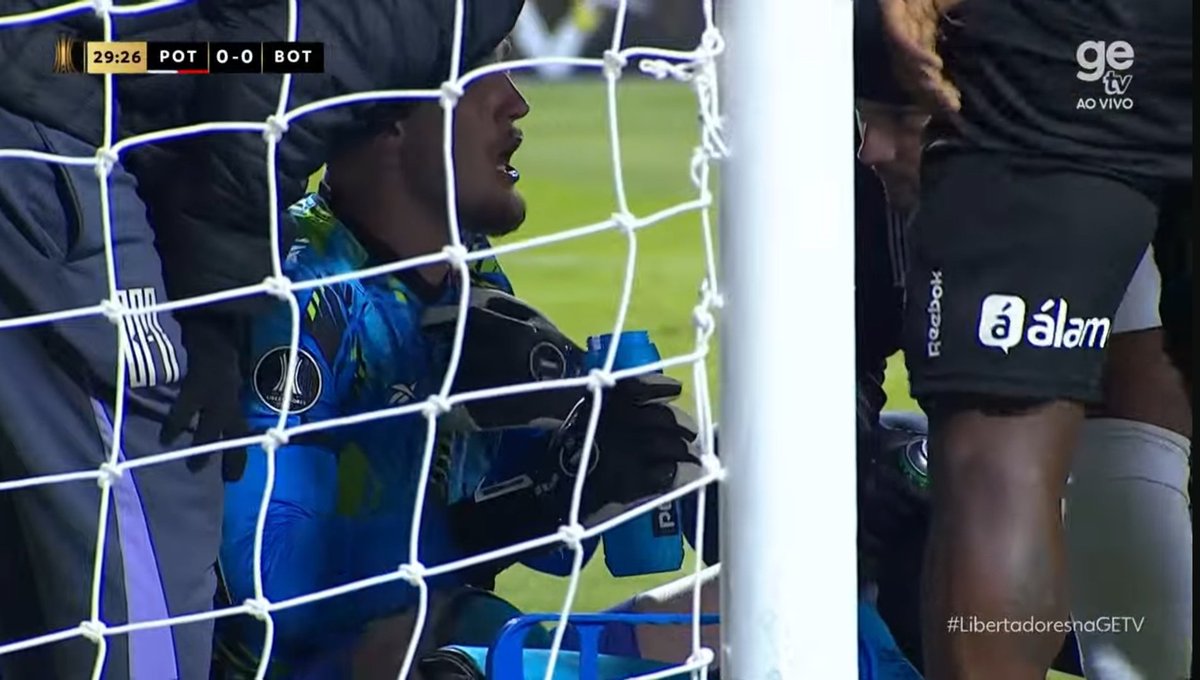 Noite de Copa tweet media