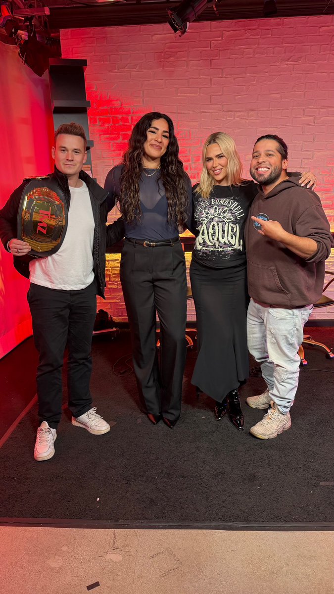 Thank you for coming in <a href="/RaquelWWE/">Raquel</a> to <a href="/TMZ/">TMZ</a> !!!!