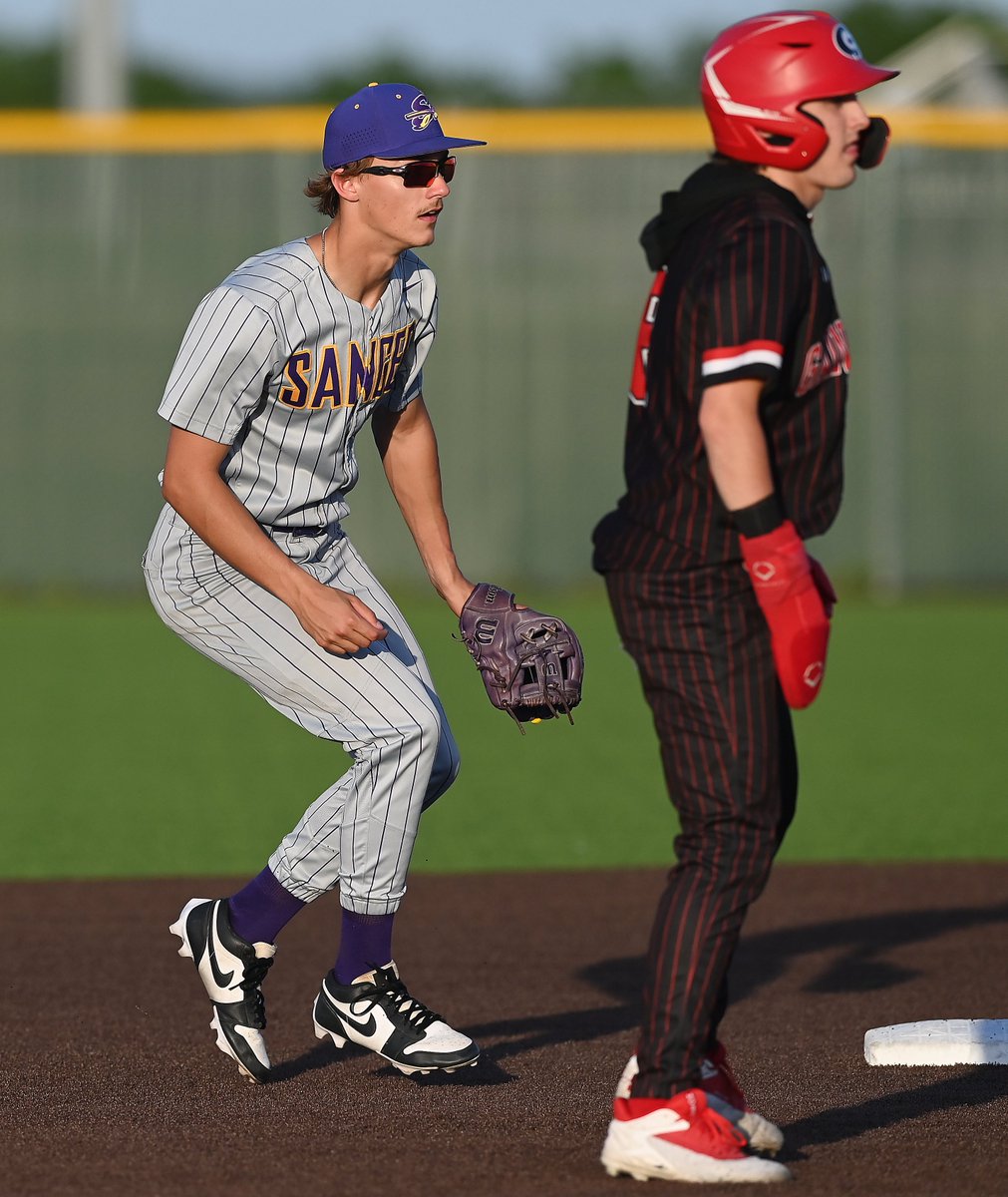 UIL baseball season is officially underway with the first games of the season able to be played this week starting Monday.

We break down some of the top Denton-area teams and players to keep an eye on this year.

Story: dentonrc.com/sports/high_sc…