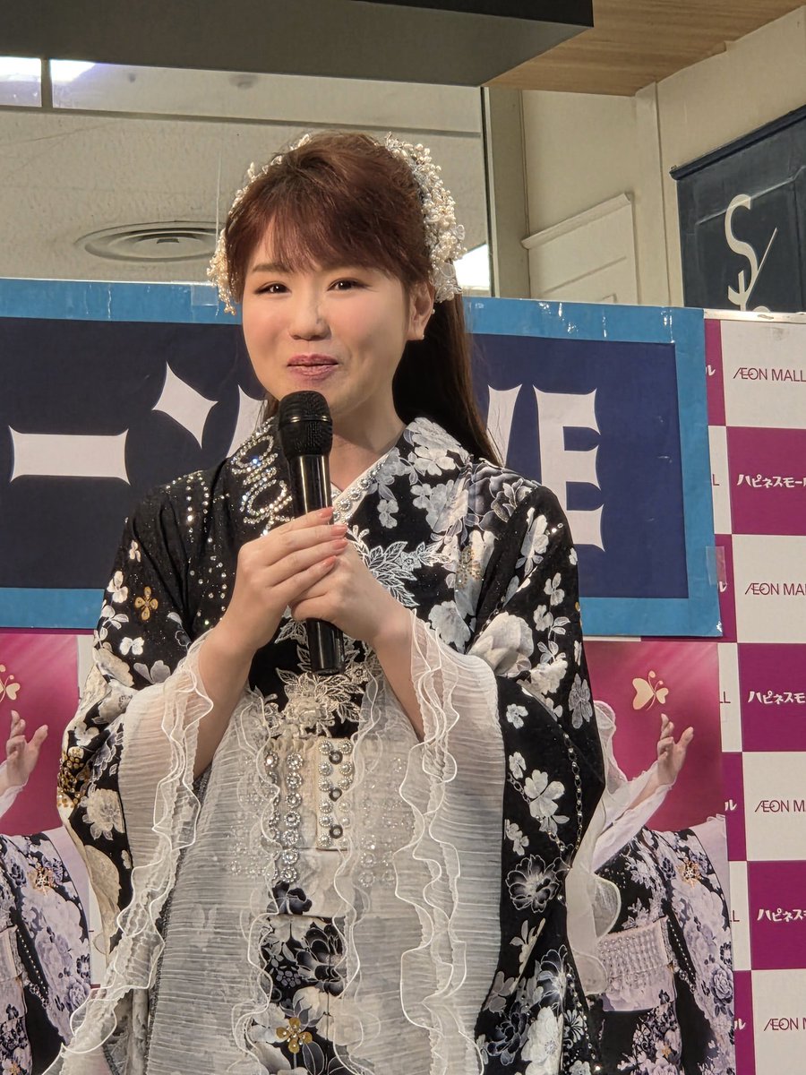 MomokoOosawa729 桃子さんおはようございます♥ 今朝は[春一番]ですね