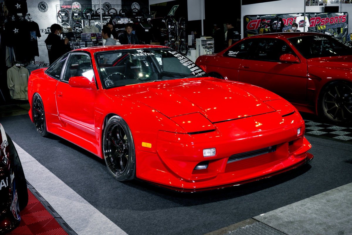 VERTEXSPY's tweet photo. VERTEX EDGE RPS13 180SX
ボンネット
フロントアンダーディフューザー
リアスポイラー
新設定✨
VERTEX RIDGE RPS13 FULL KIT
#vertex #rps13 #180sx #vertexedge #vertexridge https://t.co/puDEtQlGVD