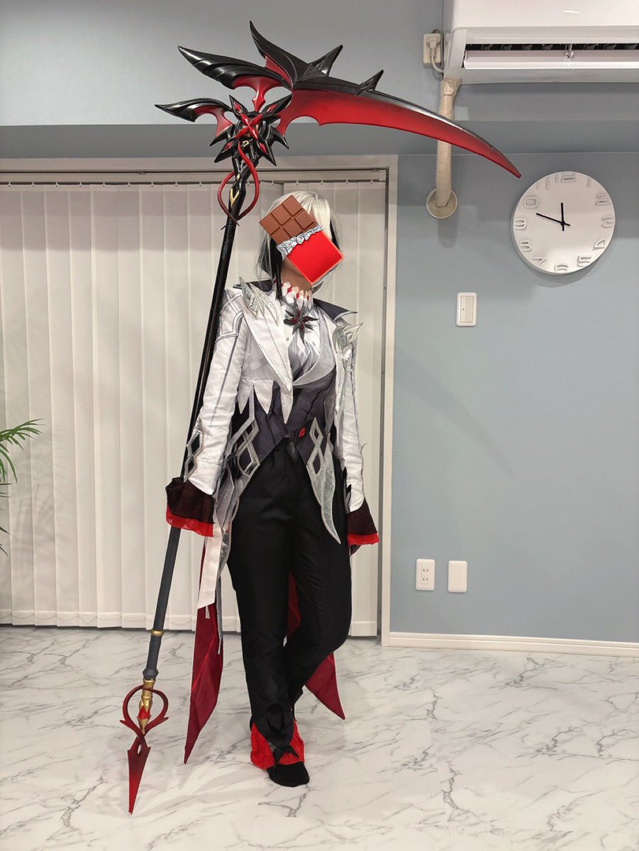 BLooD_XX_MooN's tweet image. 私の武器が少し重くなっている気がする。
彼女の怨念だろうか。