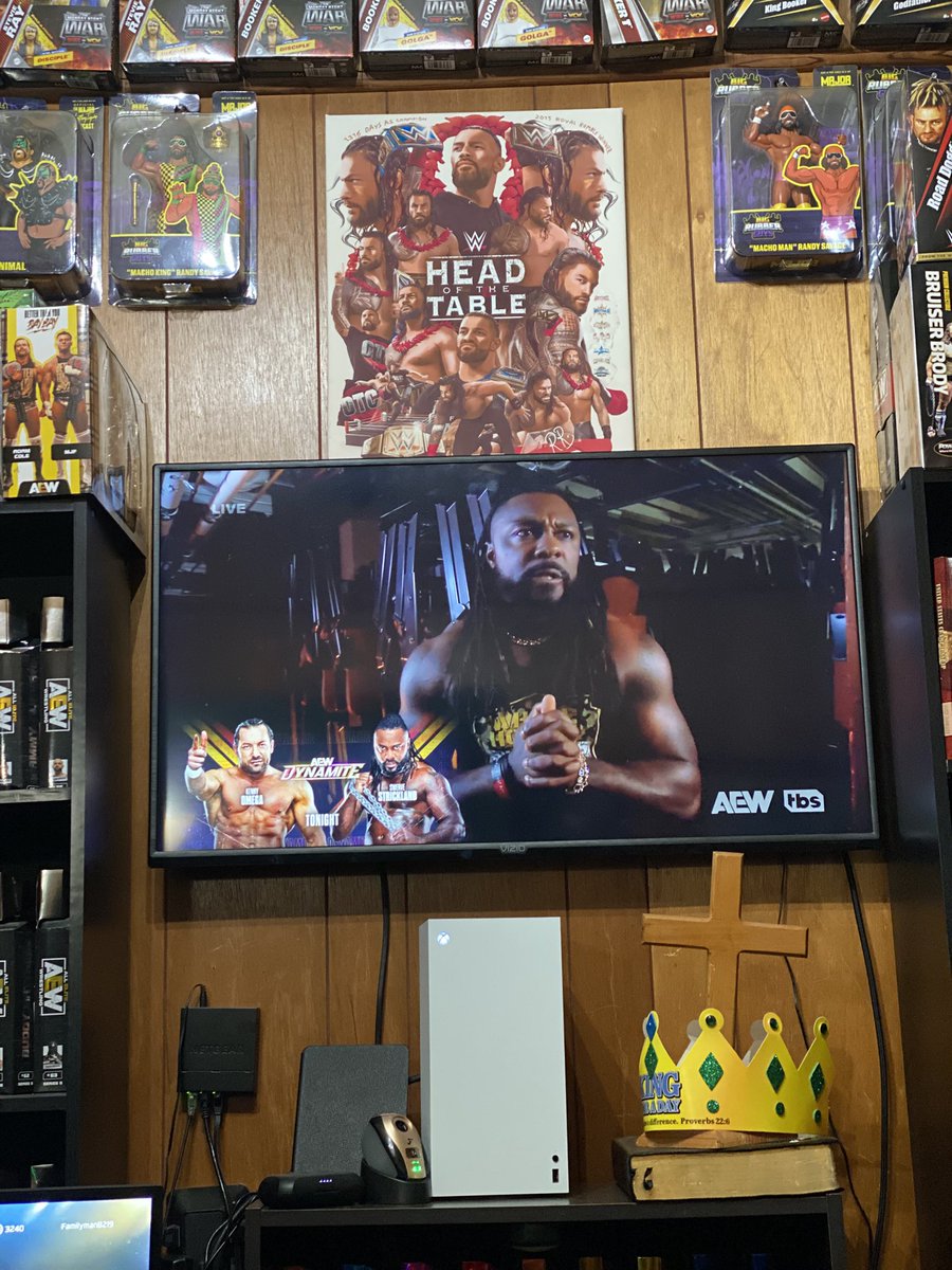 Let’s GO!!!! #aew #aewdynamite