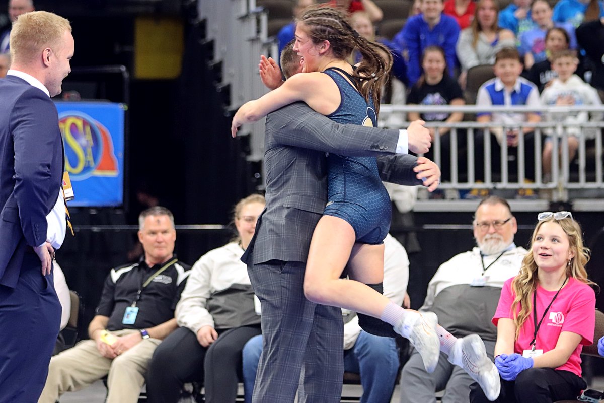 Christian Horn tweet media