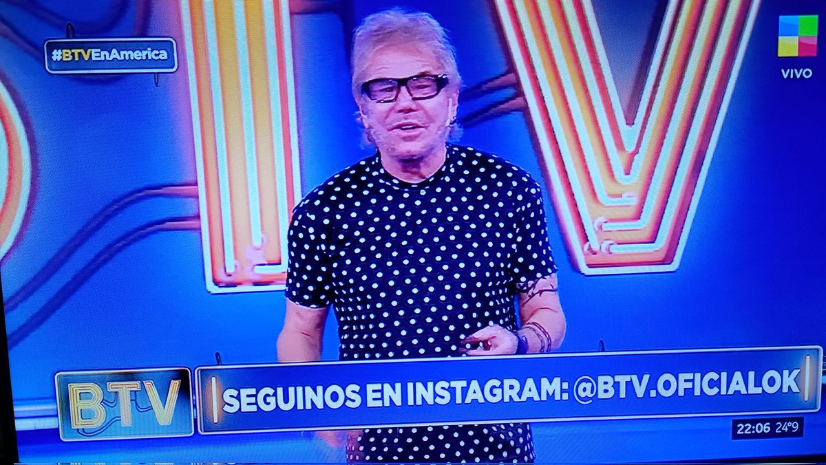 TOPSVIDEO's tweet photo. Éxitos #BTVEnAmerica el original @ElLauchaOkey #BetoCasella #americatv https://t.co/5Rp6h1X7jB