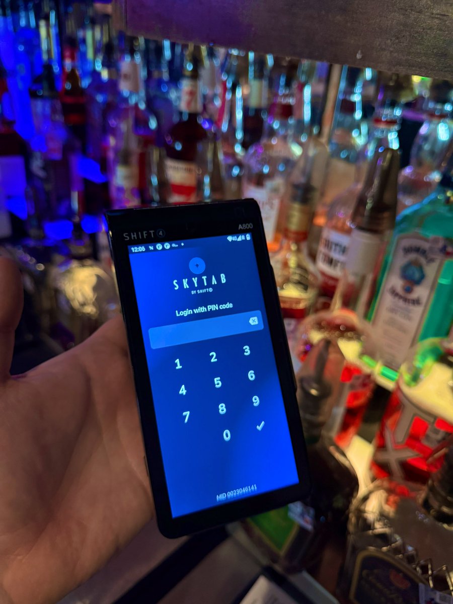 BrianShift4's tweet image. Big things happening in Red Oak! 🍔

Lonestar Burger in Red Oak, TX is leveling up with @SkyTabPOS by @Shift4 — faster service, smoother transactions, and an even better guest experience. 🚀

Here’s to bigger burgers and better tech! #SkyTab #Shift4 #RestaurantUpgrade