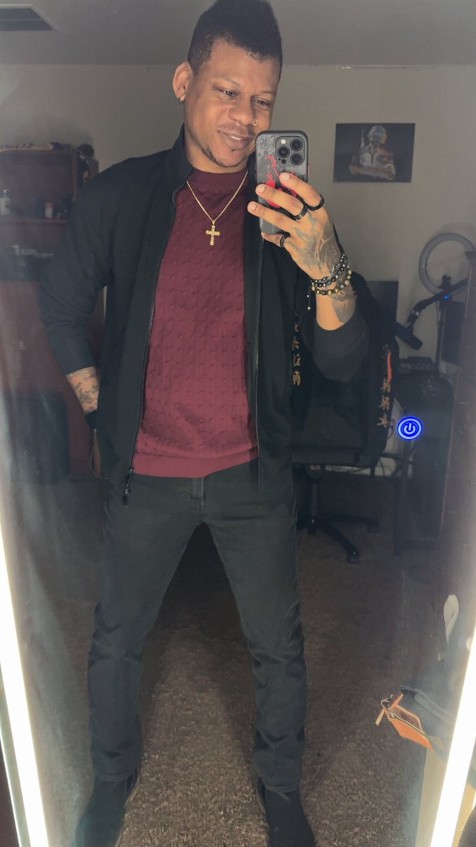 Made it through another day

Twitch.tv/BerryVibes