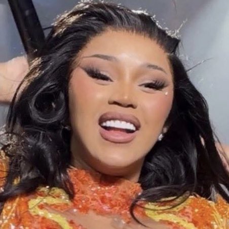 <a href="/blueberrycvm/">𝙇𝘼𝙎𝙃𝙀𝙍 ⚔️</a> That’s Cucaracha B’s 20 faces ago post the recent one