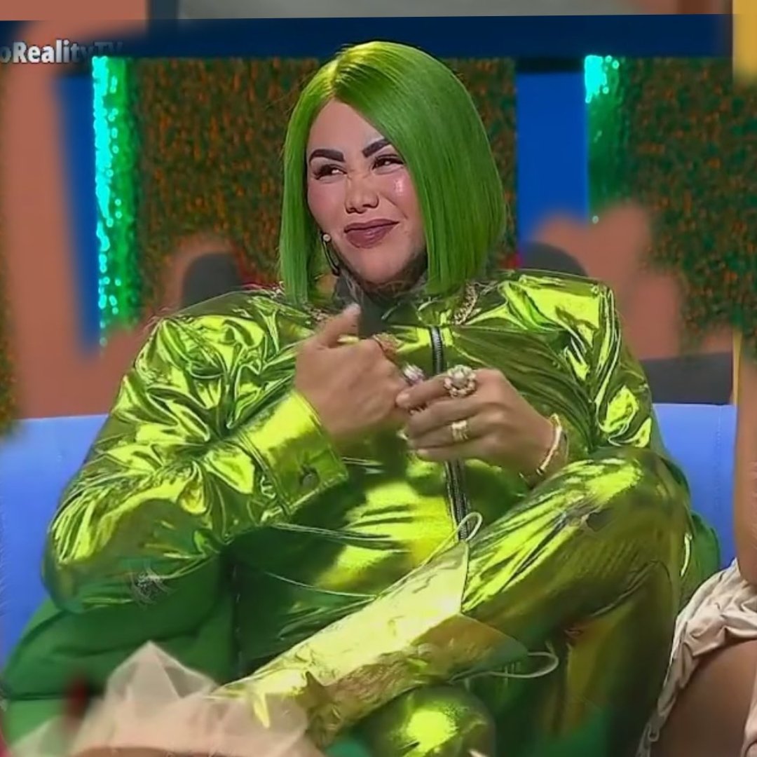 ga-Yina no pega como Panelista es sobreactuada 
no transmite nada y aburrida
No la da 👎
#LCDLF6 
#LaCasaDeLosFamososCol3
<a href="/Telemundo/">Telemundo</a>