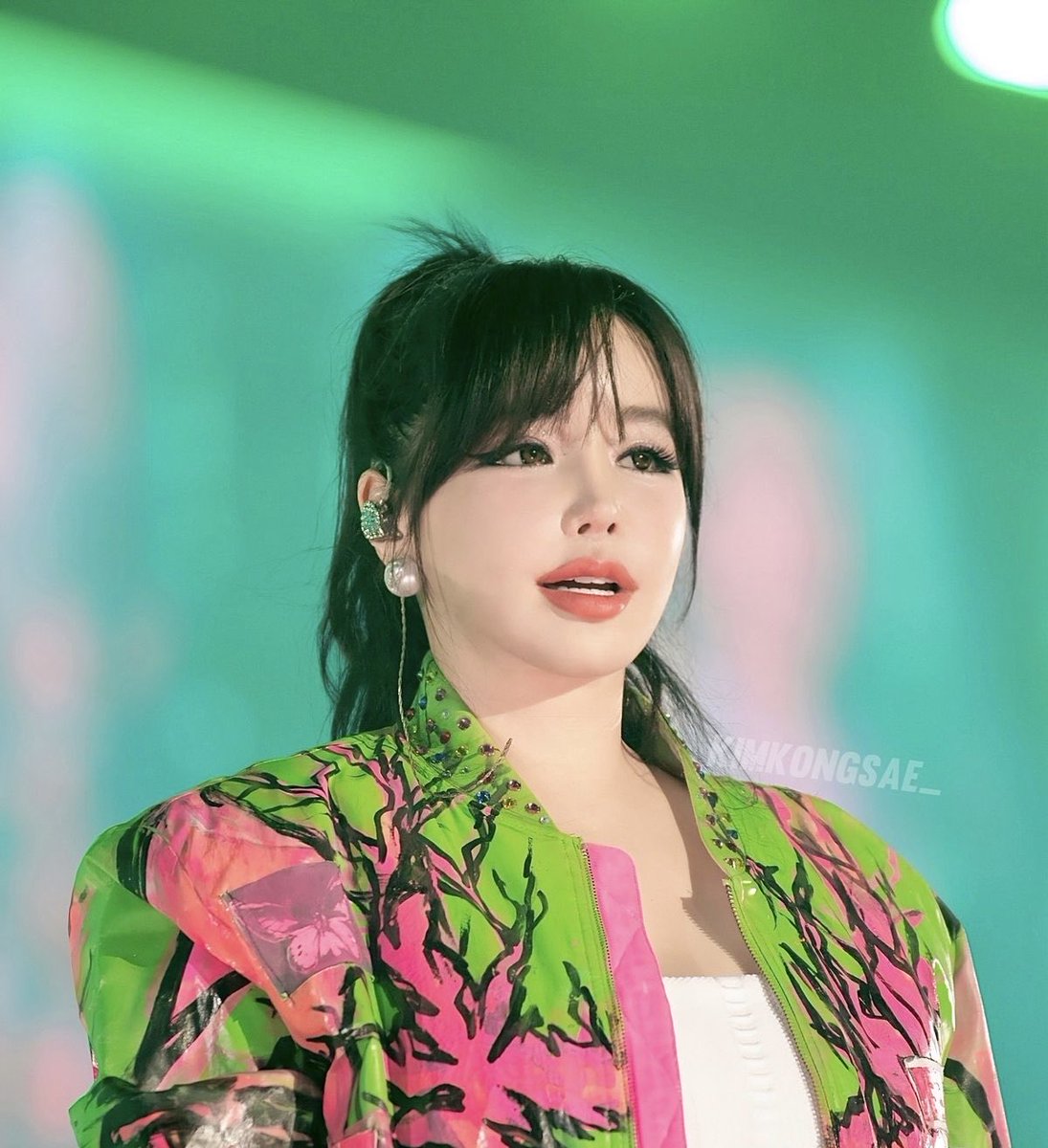 the_best_2NE1's tweet photo. Park Bom is literally so beautiful https://t.co/02OEoIagnU