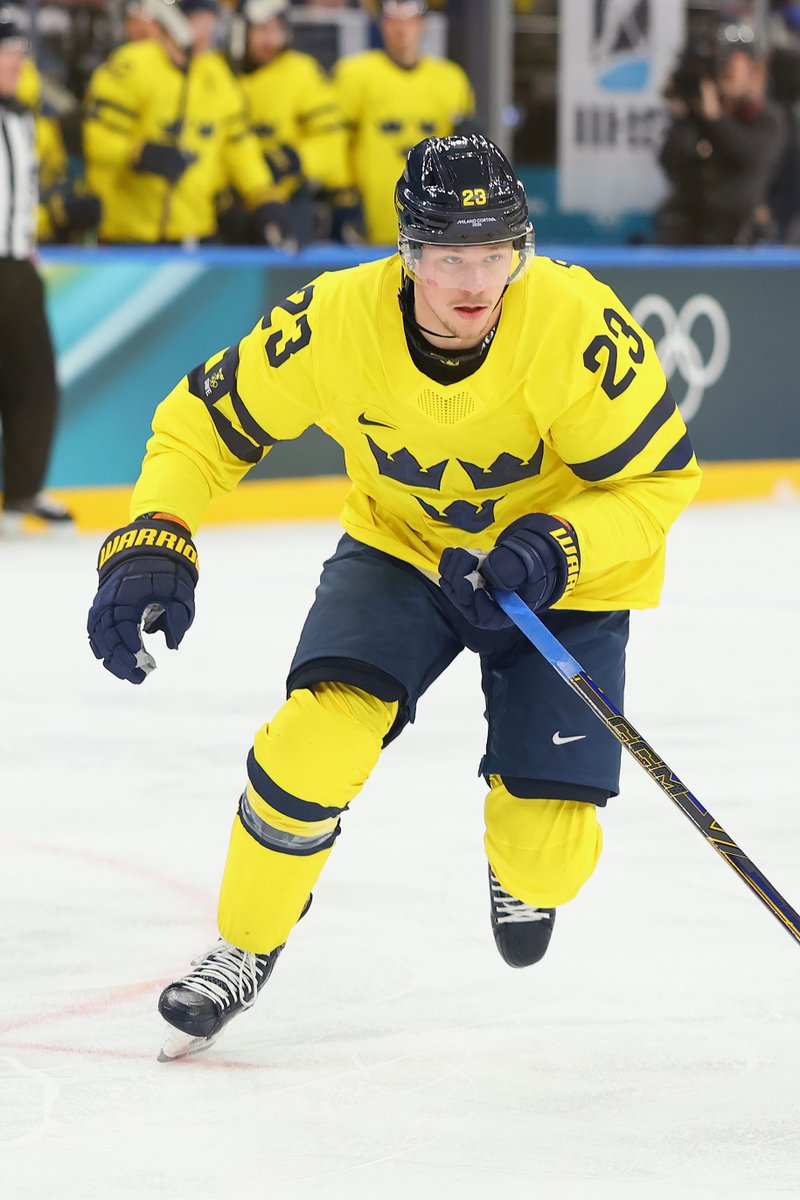 DetroitRedWings's tweet photo. Made us proud, Ray Ray! 🇸🇪

In 5 games, Lucas recorded 9 points, tying Mats Sundin ('02) for the second most by a Swedish player in the Olympic with NHL participation.

He now holds Team Sweden's record for longest assist streak at an Olympics with NHL players. https://t.co/0IiibdqLVE