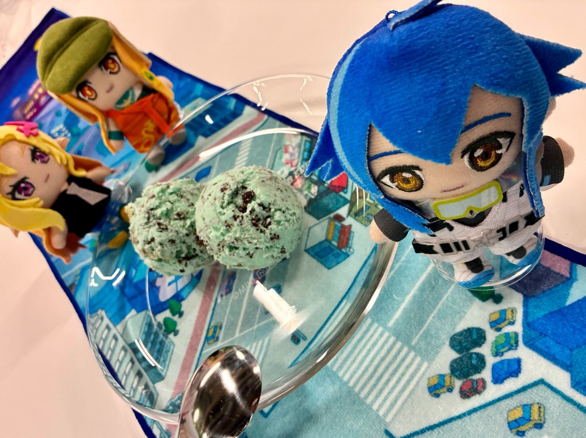 今日は何の日？ ╰━ V━━━━━━━━━━╯ #チョコミントの日