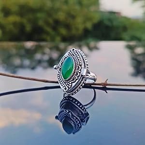 handmadegemsto1's tweet photo. #greenonyxring #marquiesstone #jewellery #storageboxring #giftsshop #snuffboxring #primedaydeal #statementjewelry #boring #giftsforhim #valentinesdaygiftideas #PrimeDayDeals #giftshop #perfumboxring #jewellery #bohoweddingstyle #handmadejewelry https://t.co/O1XXnylcTE