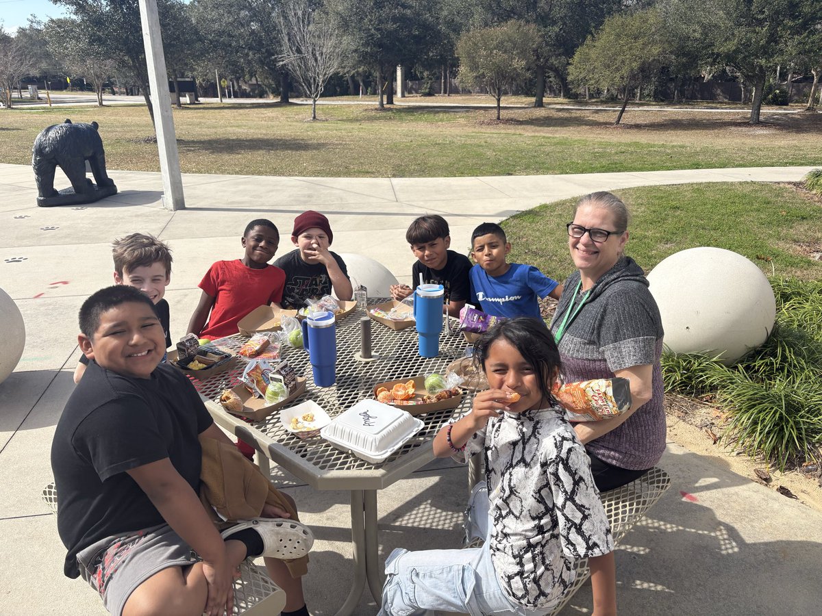 Jessica Smith tweet media