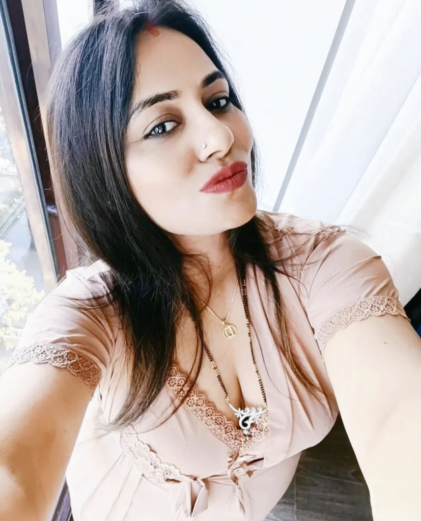 अगर मान लो मैं आपकी पत्नी होती 
तो आप क्या करते 🤔🤔