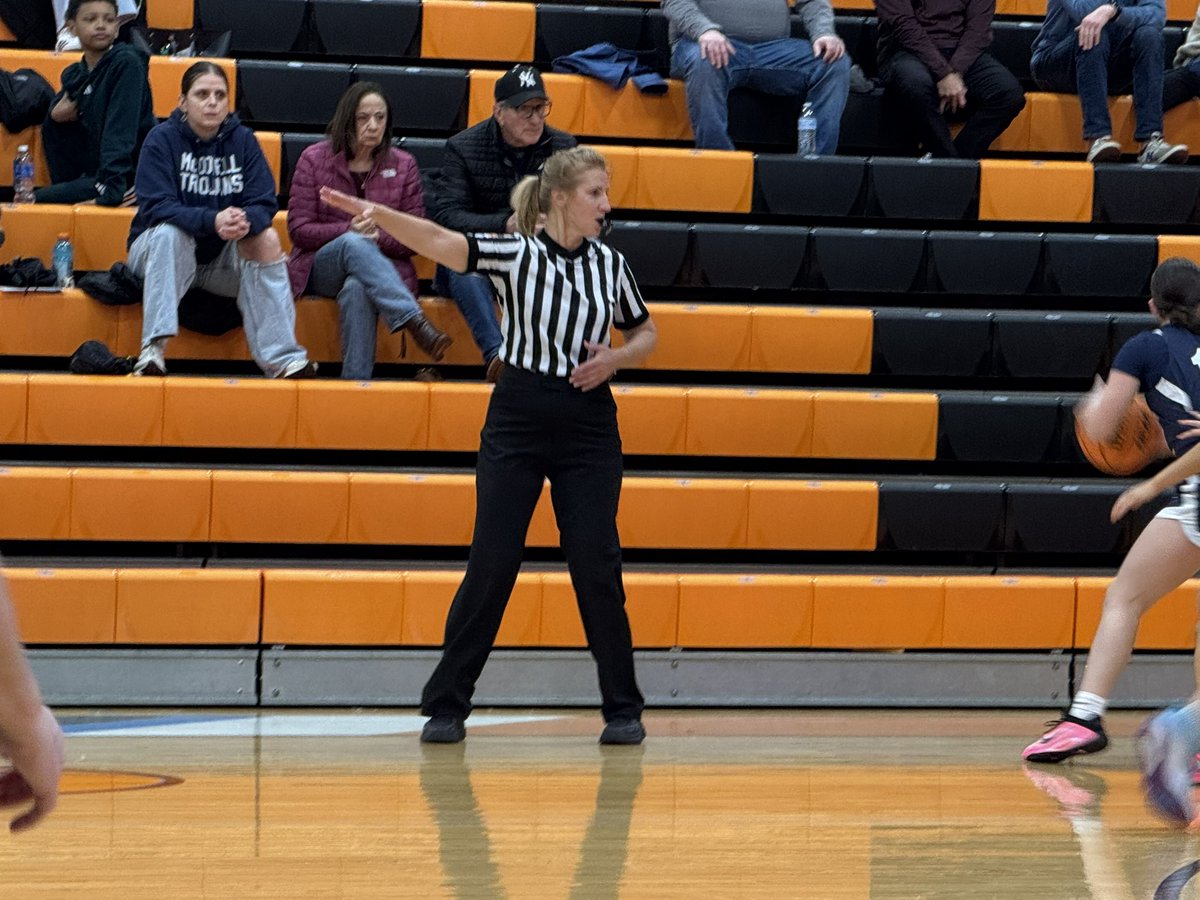 ETNreisenweber's tweet photo. Great to see an all-female officiating crew on the D-10 6A girls basketball championship game! https://t.co/Lai0xLcIYm