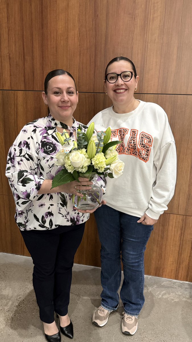 Rosa M. Chavez tweet media