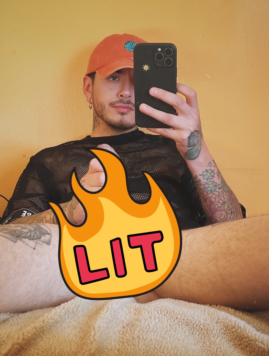 theareskillrock 👀 tweet media