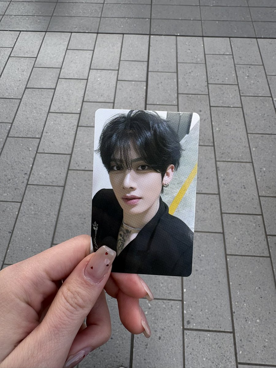 たろう tweet media