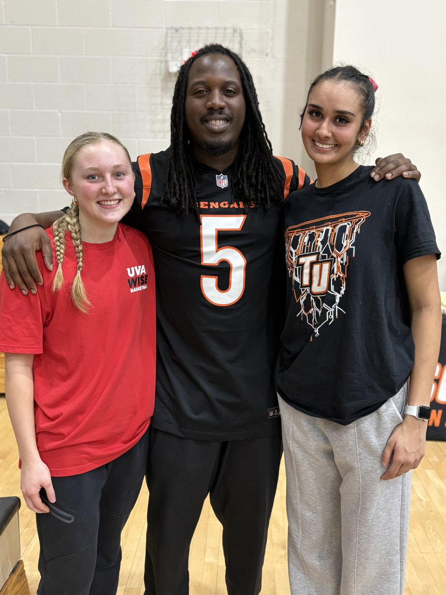 Vez Smith tweet media