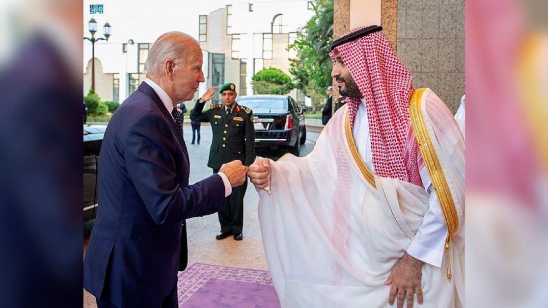 Scene One – 1973:
Kissinger: I hope the oil embargo will be lifted, otherwise… we will be forced to protect our interests!
King Faisal: And I hope to pray at Al-Aqsa Mosque before I die. 🇸🇦

Scene Two – 1988:
The U.S. ambassador, Hume Horan, protested Saudi Arabia’s purchase and