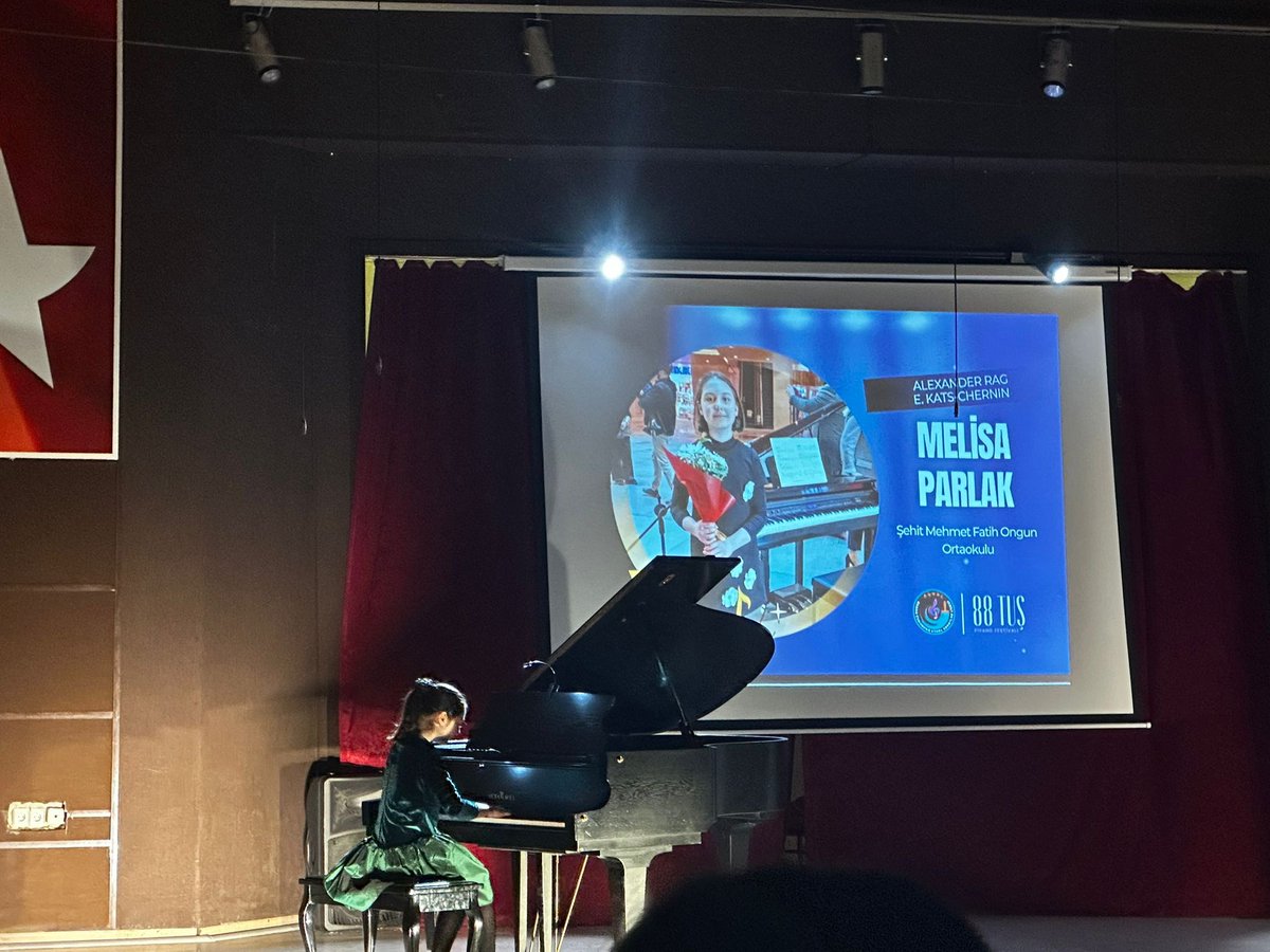 Adana Çukurova Güzel Sanatlar Lisesi’nin düzenlemiş olduğu “ 88 Tuş Piyano festivali’n de”  gösterdiğiniz üstün performans için Seyhan Bilim ve Sanat Merkezi olarak tüm öğrencilerimizi yürekten tebrik ederiz.