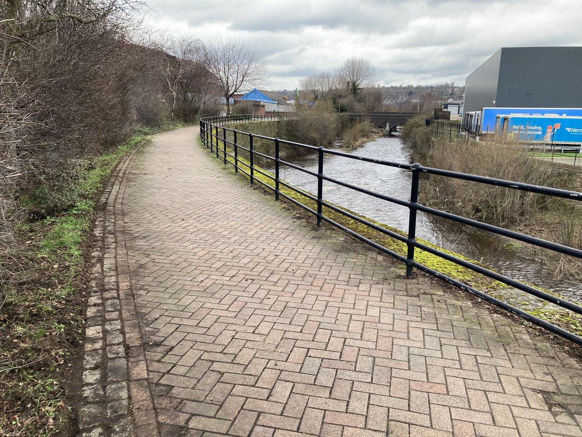 Blue loop tweet media