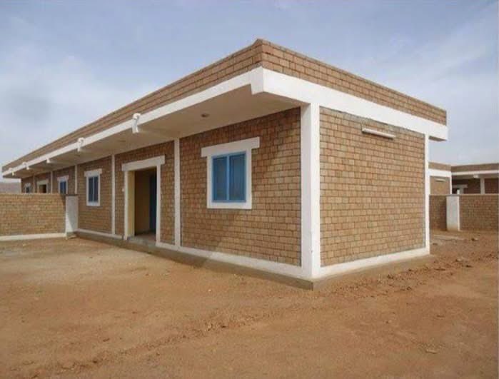 DrCroc28's tweet photo. These are many Hydraform Interlocking Red Bricks project in JOS Plateau State Nigeria 🇳🇬 

Each Brick cost N220 Naira to make, and 9000 Bricks can give you a 3 Bedroom flat within 3 weeks you’re done with your project if your found is ready.

N220 times 9000= 1,9 Million Naira
Foundation of N3M
Roofing 2M

Total estimate= N9 or N12M 

- No need for painting with toxic chemicals or renovation.

- You can also avoid wall damping 

- It’s a Natural thermostat; when it’s hot outside, it’s cold inside ( But a lot of Nigerians have abused the system by adding cement to the mixing which destroys the insulation properties by turning the Brick into a Concrete) 

This is also good for individuals into Real Estate and public housing projects.

All our Markets, Hospitals, Prisons and Government secretariat must be build with Red Bricks 🧱

We must change the way we build in Nigeria 🇳🇬