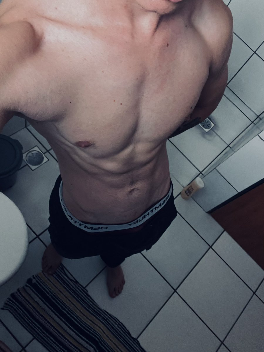 posiarii's tweet photo. 😮‍💨 https://t.co/rLOTbUPjty
