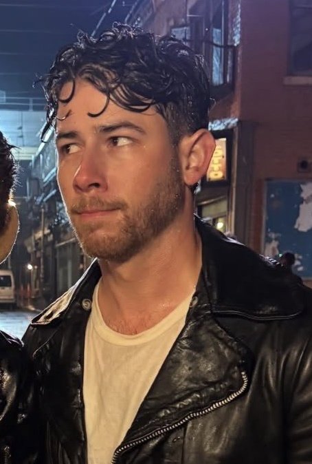 16 años de diferencia, soy débil