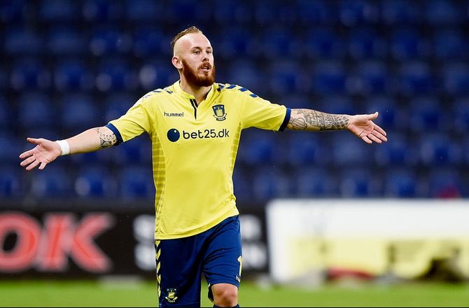 Benja💛💙 tweet media