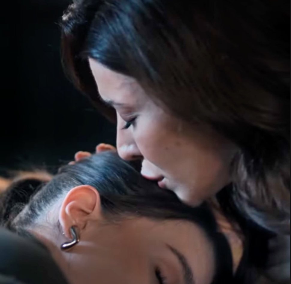 urwolve's tweet image. 