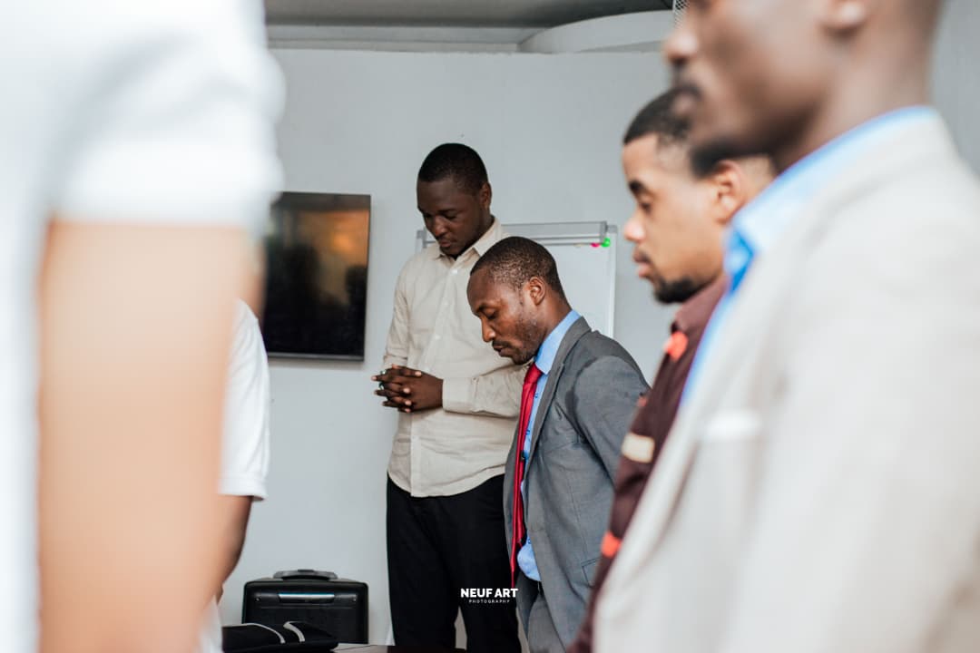 RKadakala's tweet photo. La structure Idéal J a tenu sa première assemblée générale le dimanche 15 février. C'était l'occasion de faire le bilan et de travailler sur les prochaines activités, conformément à sa vision. Aucune civilisation ne se fera sans nous.@idealJ20 https://t.co/ofpDMj1Xq3