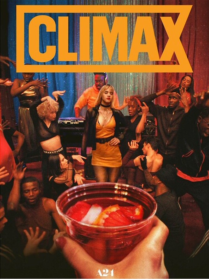enbocacinefago's tweet photo. La tenéis en Filmin y es una de las películas más alucinógenas y locas de los últimos años, con el inconfundible sello del director Gaspar Noé: #Climax (2018). 

Un grupo de bailarines celebra el fin de sus ensayos con una fiesta que se torna en pesadilla colectiva tras beber de una gran fuente de sangría adulterada con LSD.
