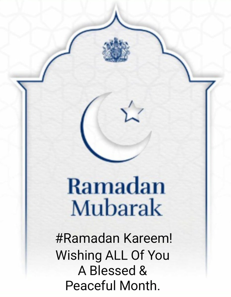 𝖠𝖿𝗋𝖺𝗅's Essentials tweet media