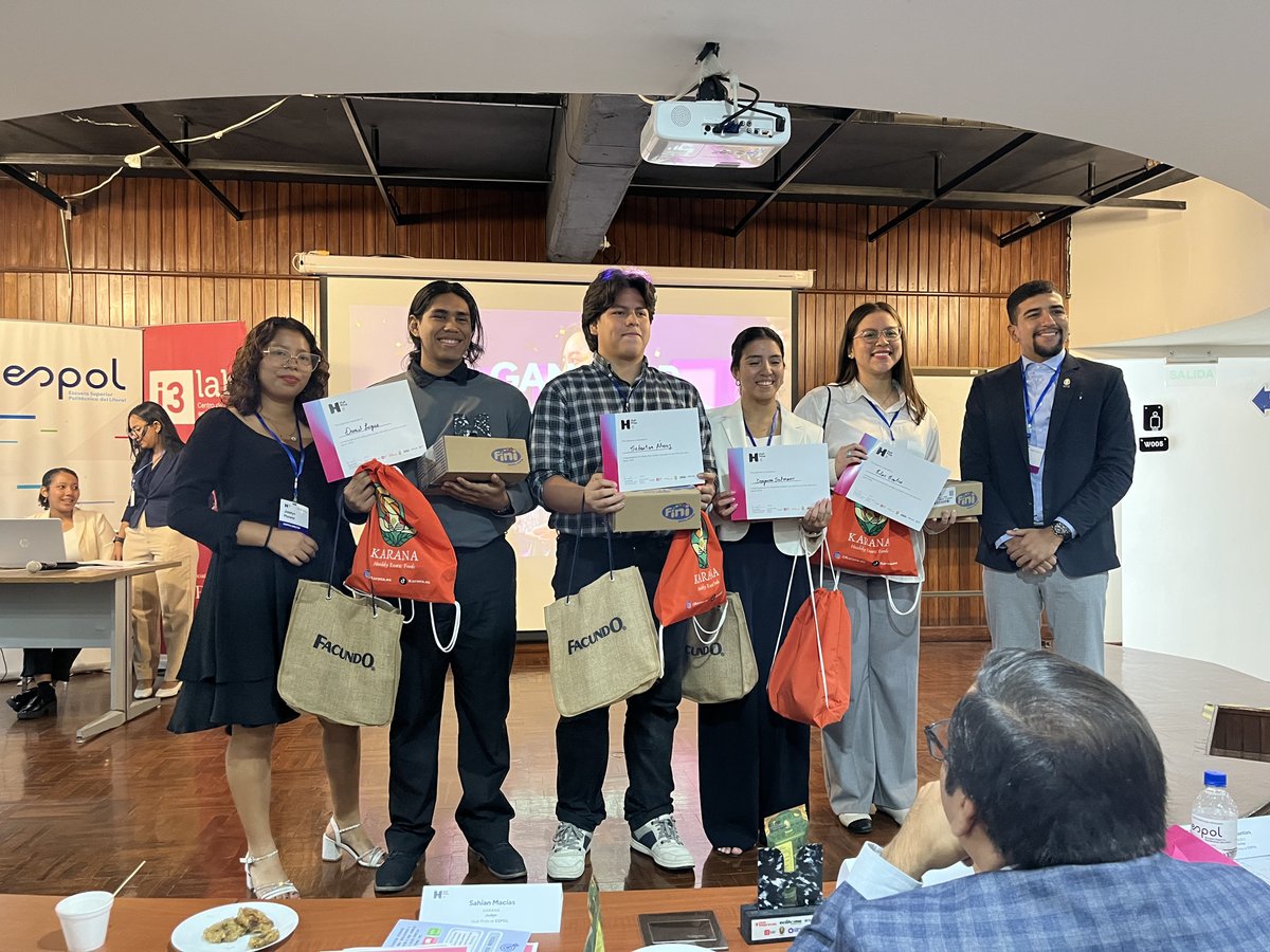 i3lab ESPOL tweet media