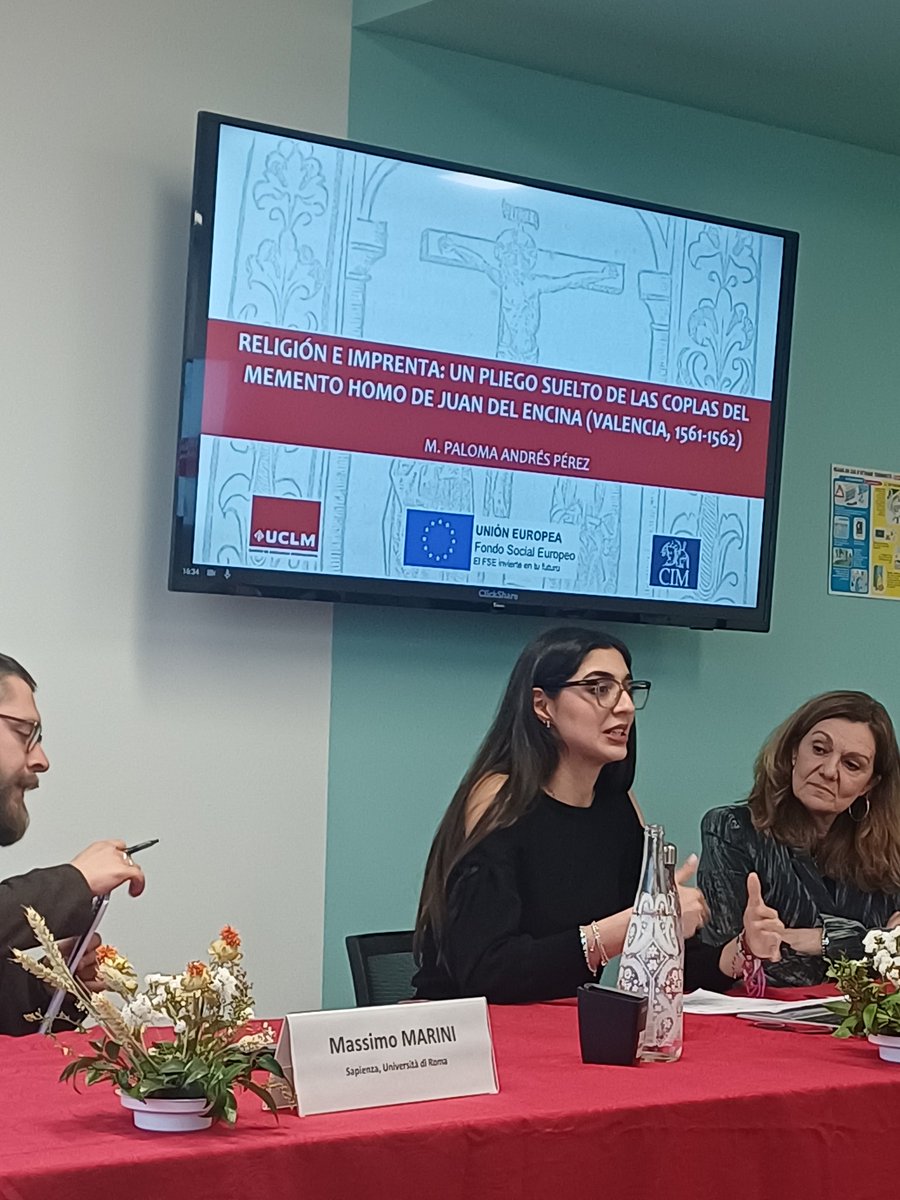 Continúa María Paloma Andrés Pérez, con su ponencia "Religión e imprenta: un pliego suelto de las 'Coplas del memento homo' de Juan del Encina (Valencia, Joan Navarro, 1561-1562)".