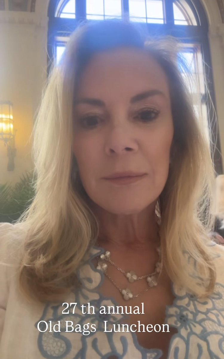 RankedReal's tweet image. Screaming at Ramona’s caption😂 #RHONY