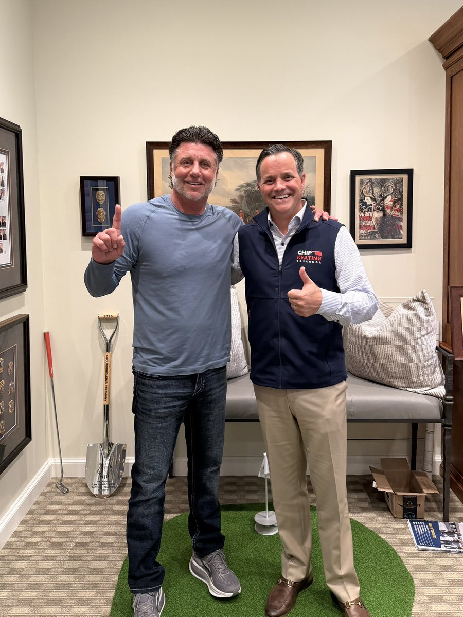 ChipKeatingOK's tweet photo. Honored to have Coach Mike Gundy on Team Keating and earn his endorsement. 

Greatest coach in OSU football history! https://t.co/yqCcjprLRe