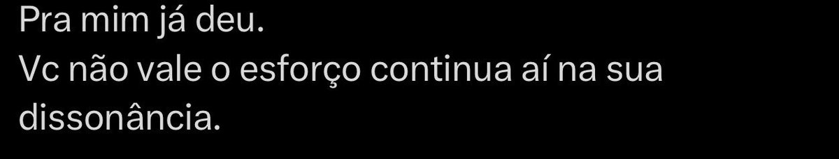 Eu falei pra esse vivente que ia parar de responder, recebi uns 5 tweets tentando me ofender e a cereja do bolo, me disseram que não vão mais conversar COMIGO 😂 parabéns, tu ganhou no twitter hoje