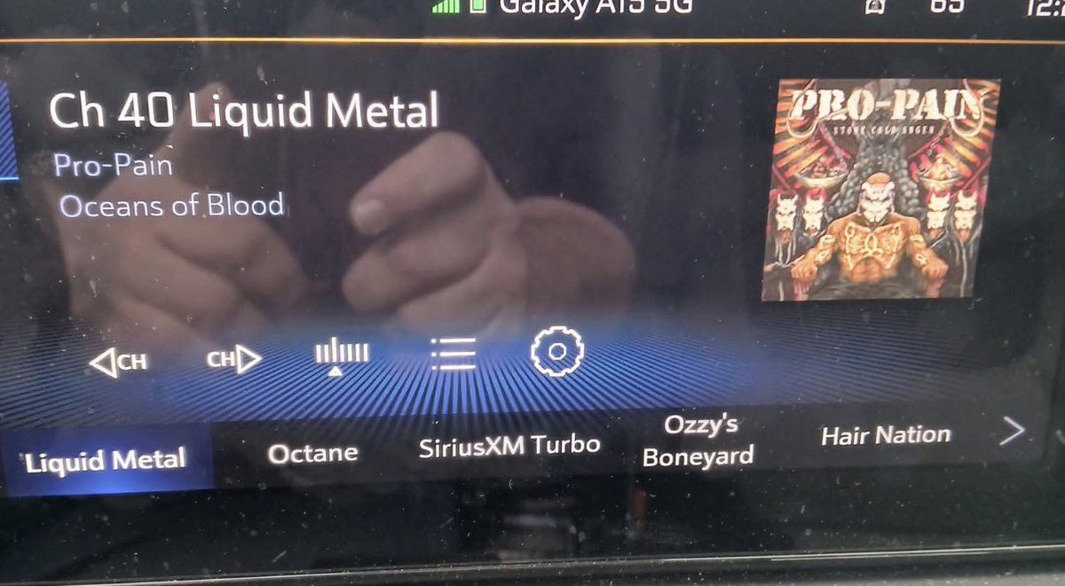 ProPainArmy's tweet image. Our man @josemangin out there doing the lords work and getting the new song out to the masses.  Appreciate ya brother! 👊