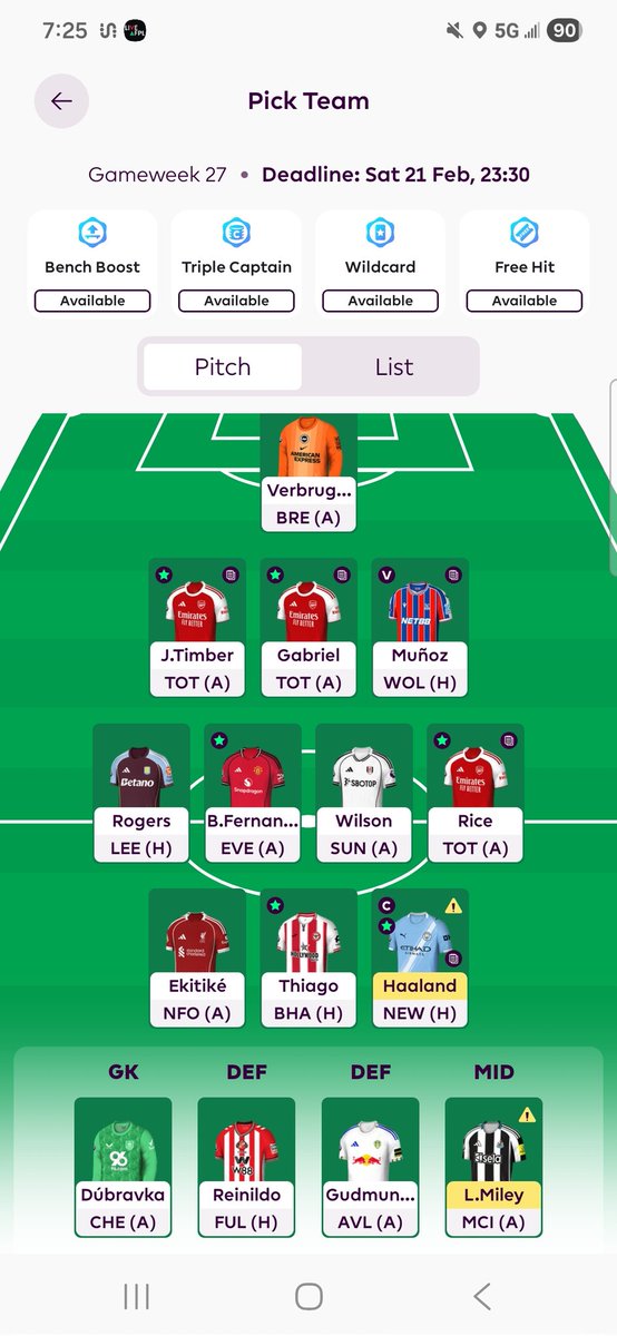 FPLnontent's tweet image. 🎲  Looks like we are rolling this week upto 3 free transfers 🙏 (pending any injury news)