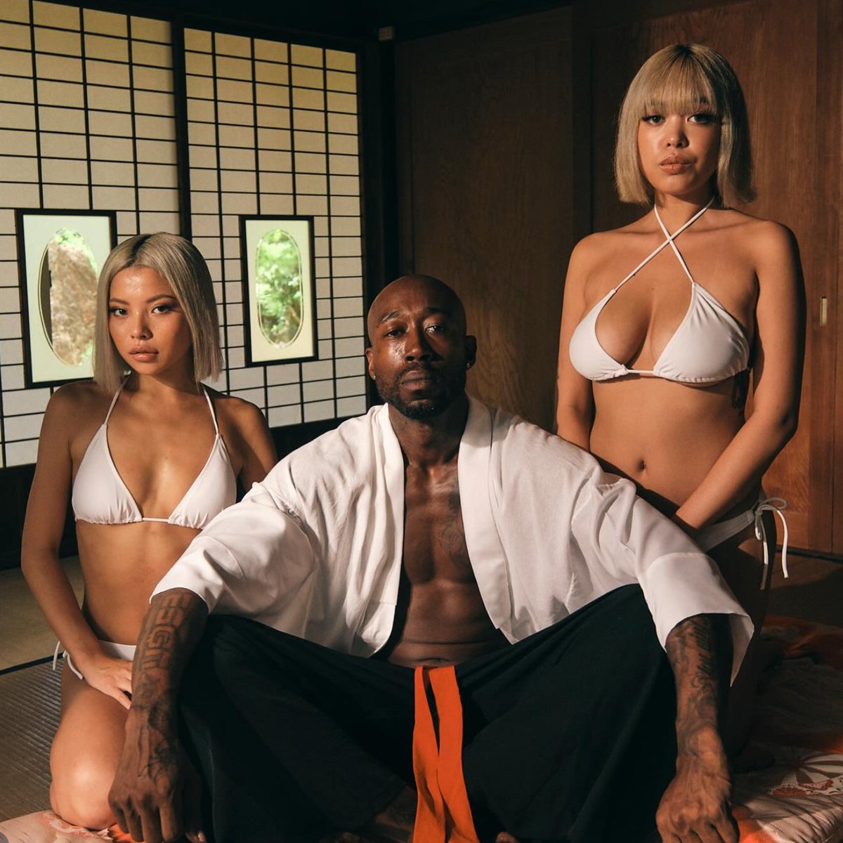 Pigeons & Planes tweet media