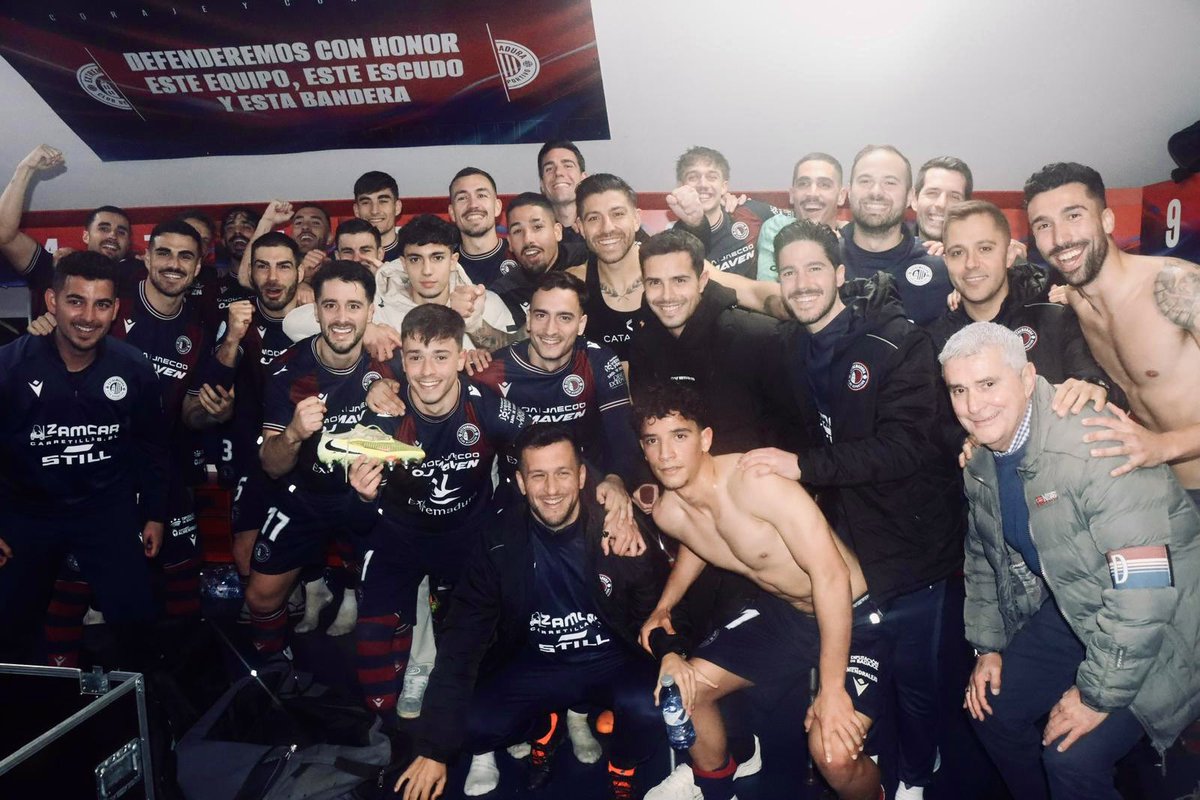 CD EXTREMADURA tweet media