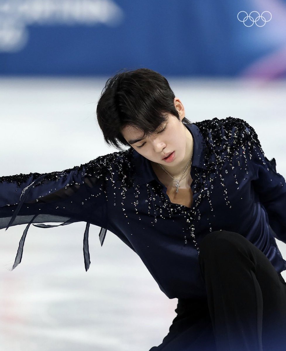 serving with an injured ankle, high expectations, lowballed scores, and a dream 💔🥀