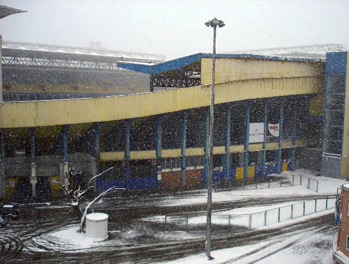 FB Things tweet media