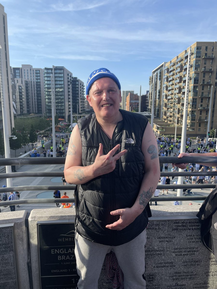 (C).(P).(D) tweet media