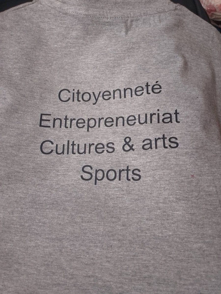 AngeloToueli's tweet photo. #WakeUpMbam 

L'EVEIL DU MBAM à travers le développement des potentialités suivantes :

1- La citoyenneté active ou leadership socio politique 
2- l'Entrepreneuriat 
3- Les cultures, langues et arts
4- Le potentiel physique naturel sportif mbamois.

Conscientiser et agir ... https://t.co/fyCCFgDrFi