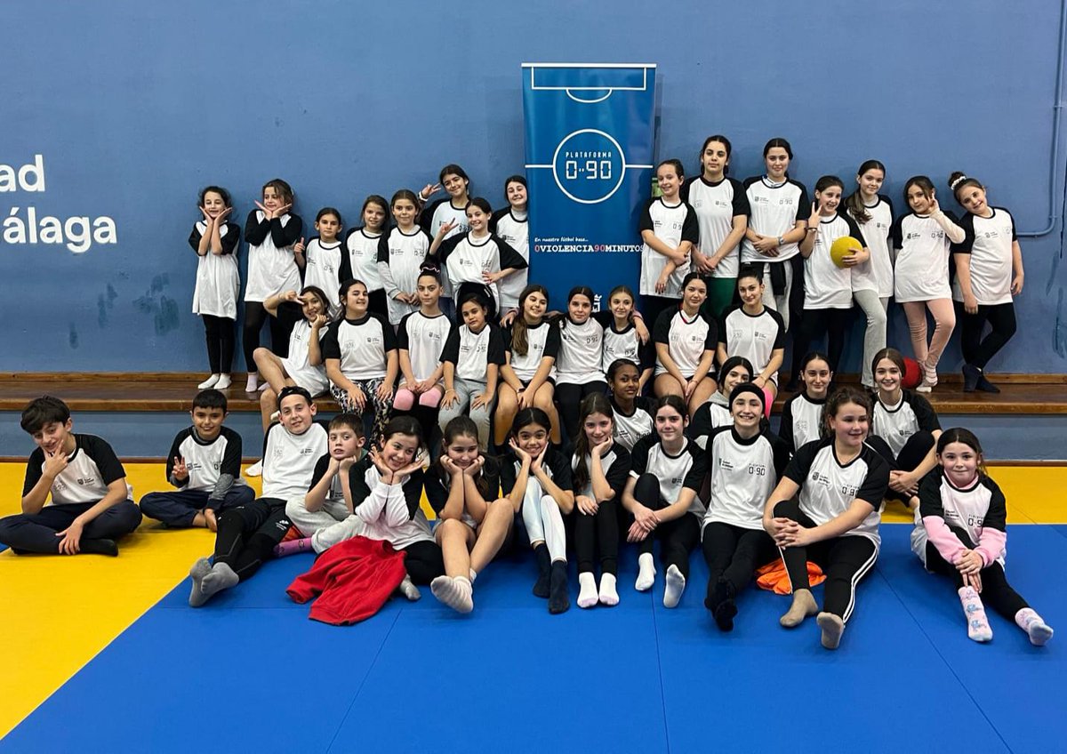 Área de Deporte tweet media