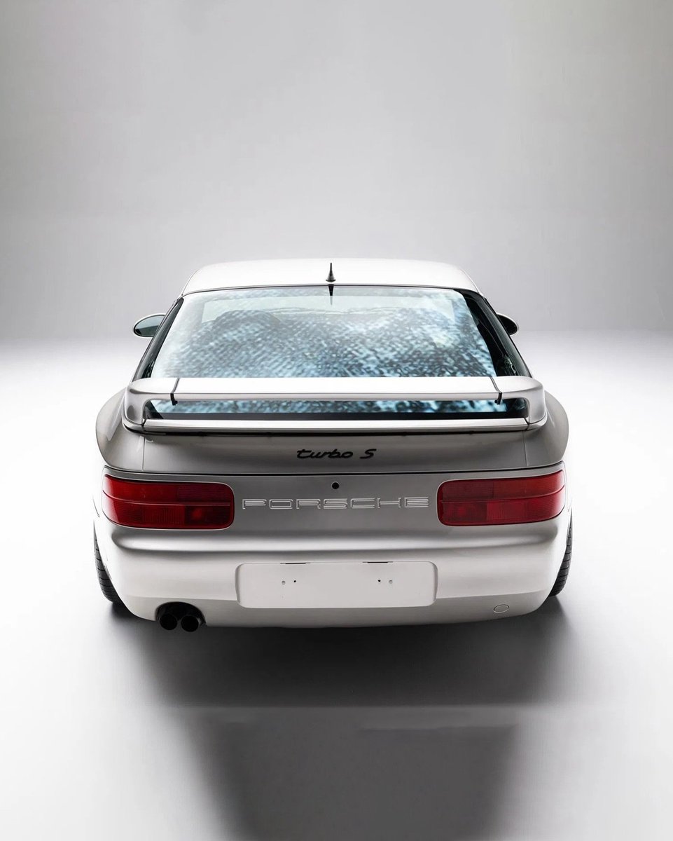 kotecinho's tweet photo. 1993 Porsche 968 Turbo S
Gooding Christie’s